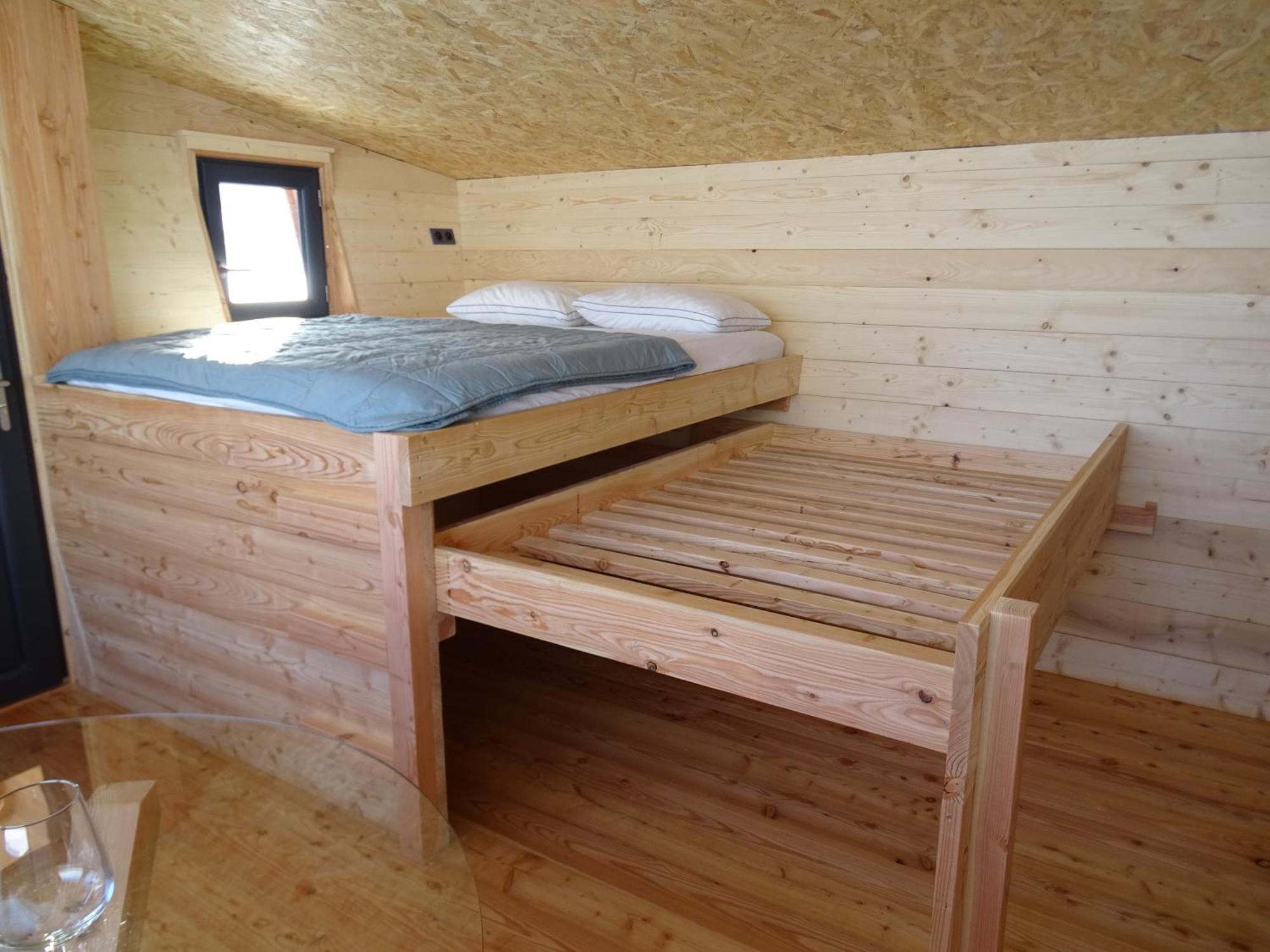 LOGIS LAS CROZAS La Poupe Vernines Extérieur photo